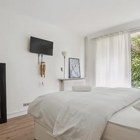 Chic And Spacious With Piano And Terrace Apartment *