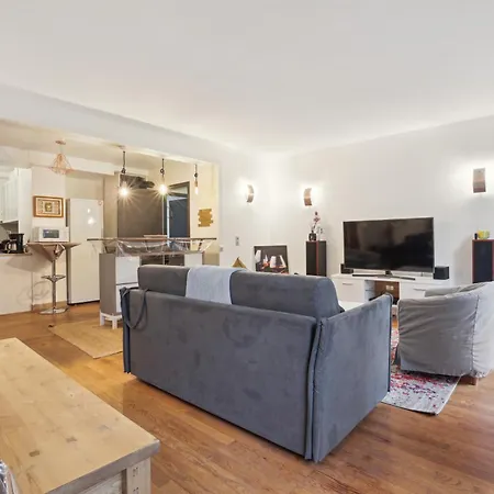 Chic And Spacious With Piano And Terrace Apartment *